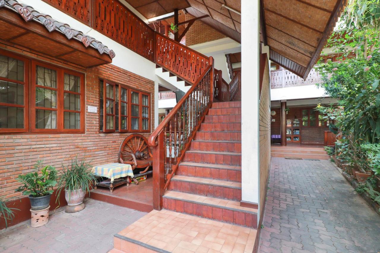 Oyo 788 Galare Guest House Chiang Mai Exterior foto